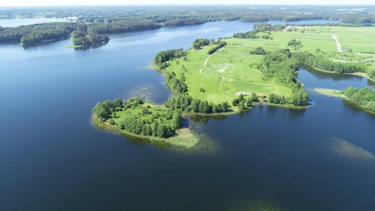 Meku Vila Degučiai Exteriér fotografie