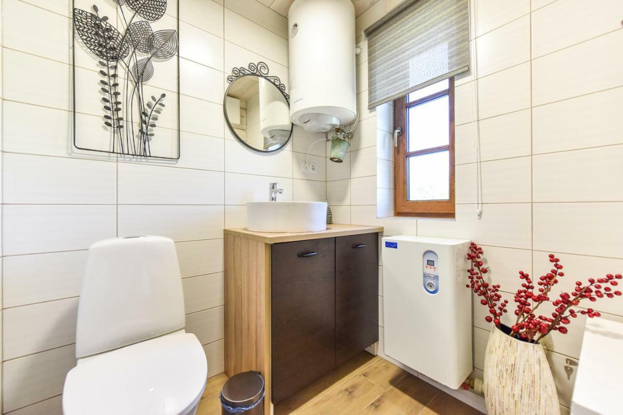 Meku Vila Degučiai Exteriér fotografie